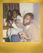 Kit Câmera Polaroid Now Golden Box Com Filme - Imagem 7